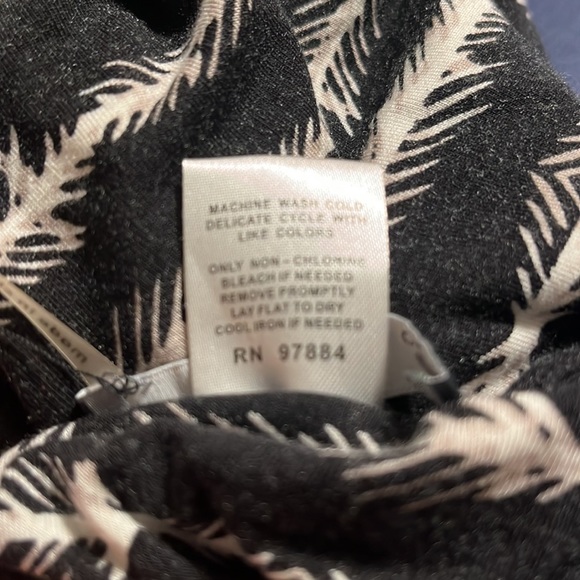 Eames Feathered Stripe Infinity Scarf - Picture 3 of 4